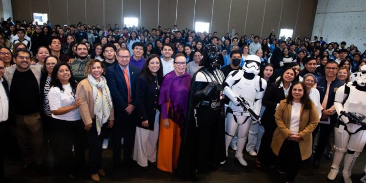 A utilizar la Inteligencia Artificial para generar beneficios a la comunidad, convoca Yarabí Ávila a estudiantes