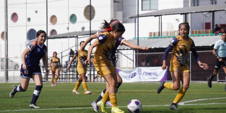 Atlético Morelia-UMSNH Femenil cierra el 2025 con triunfo en San Juan del Río