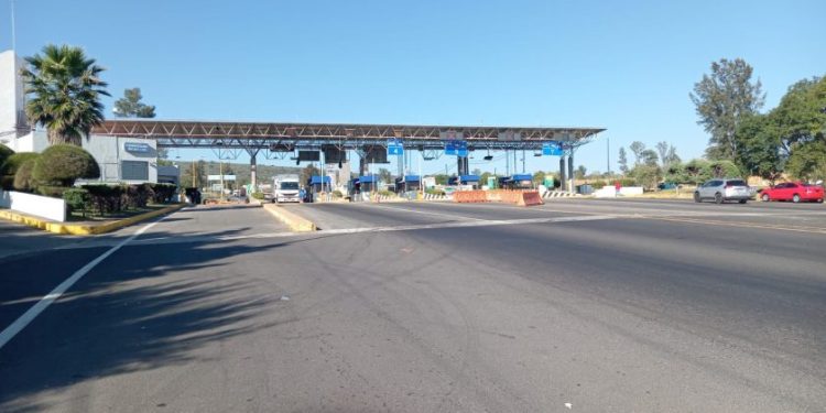 Libre tránsito en autopistas de Michoacán; Segob mantiene atención permanente