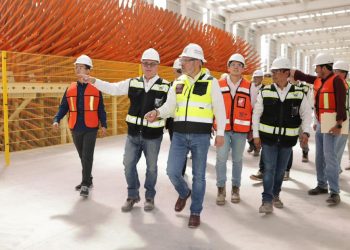 Supervisa Bedolla construcción de planta Arauco; empresa invierte 300 millones de dólares