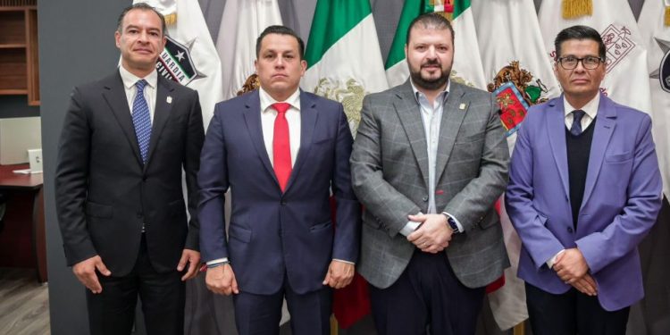 Da Raúl Zepeda posesión a José Antonio Cruz Medina como nuevo titular de la SSP