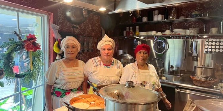 Con impulso de Sefeco, cocineras morelianas brillan en Houston, Texas