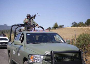 Localizan a dos hombres sin vida sobre la carretera Uruapan–Paracho