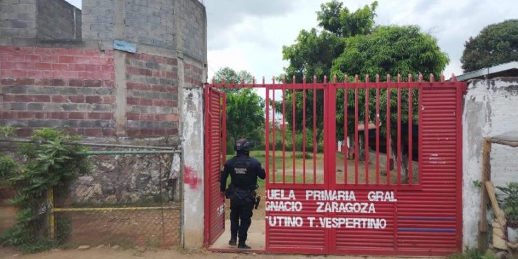 Descartada presencia de personas armadas en primaria de Uruapan; SSP refuerza vigilancia