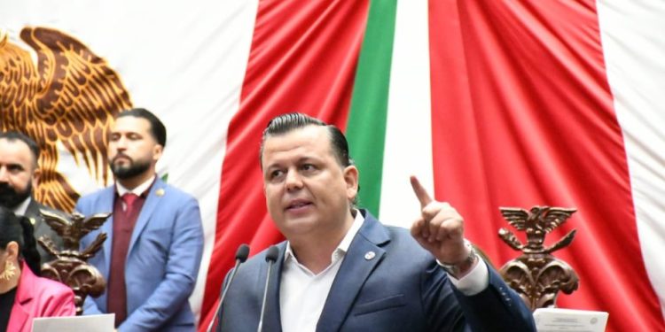 El vínculo de policía comunitaria que denuncia Harfuch con el crimen, yo lo advertí hace 12 años: Memo Valencia