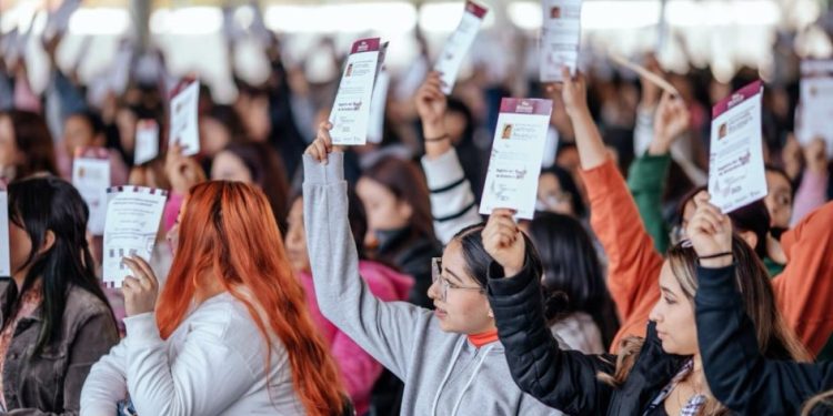 ¿Estudias la universidad? conoce los requisitos para registrarte a la beca Gertrudis Bocanegra