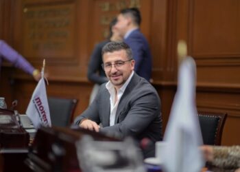 Es inaceptable e ilegal que el diputado Bautista Tafolla use recursos públicos para promocionarse en el Distrito XV de Pátzcuaro: diputado Toño Mendoza