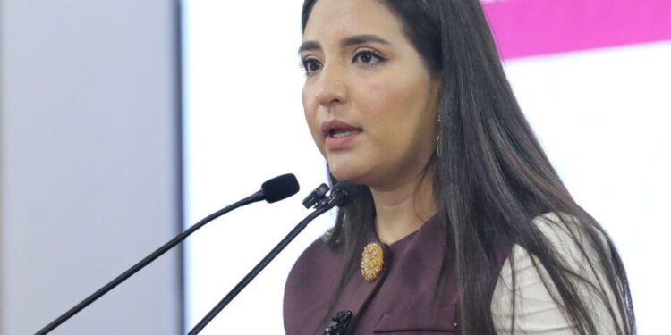 Gobierno de Michoacán garantiza agua potable para familias en Turicato