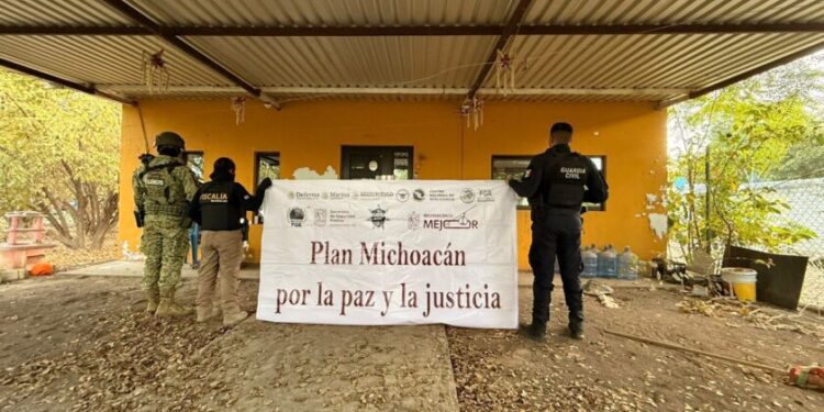 SSP y FGE aseguran 19 inmuebles de “El Bótox” en Apatzingán