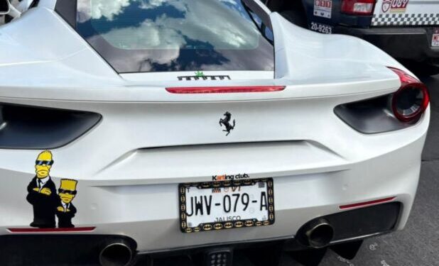 SSP asegura vehículo con reporte de robo en EUA y arma; hay dos detenidos