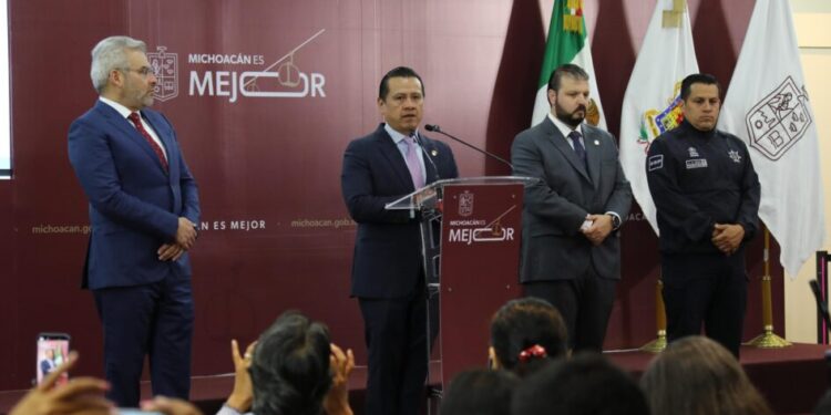 Estudiantes del Centro Universitario Animaxe de las Américas visitan la Fiscalía General del Estado de Michoacán