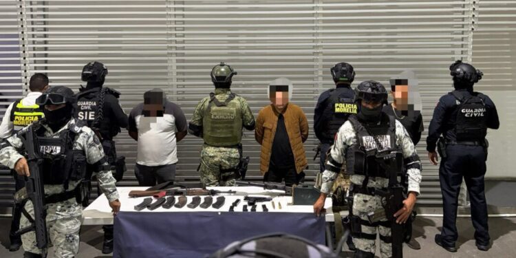 Policía Morelia asegura armas de fuego y detiene a tres personas en la colonia San Pascual