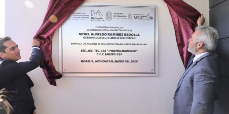 Inaugura Bedolla secundaria en Villas del Pedregal; se impulsa educación de más de 800 alumnos