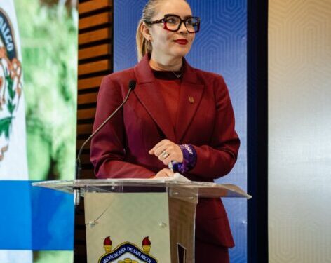 Excelencia académica: el alma de la Universidad Michoacana; Yarabí Ávila rinde Tercer Informe de Actividades