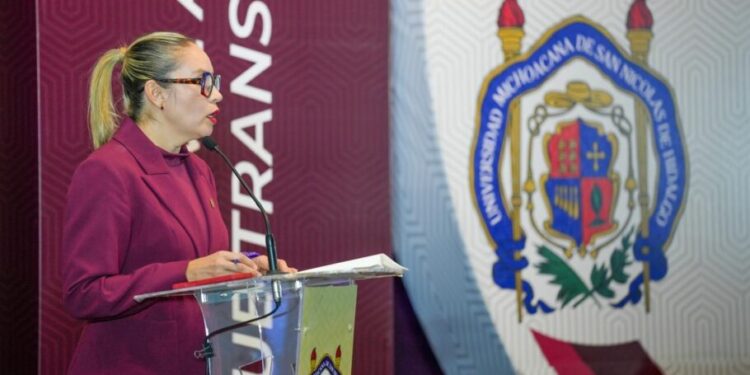 Investigación nicolaita al servicio de la sociedad, enfatiza Yarabí Ávila en Tercer Informe de Labores