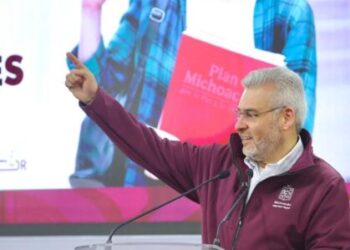 Michoacán, primer estado del país con becas en todos los niveles educativos: Bedolla