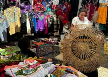 Nueva infraestructura impulsará experiencia turística del tianguis artesanal de Uruapan: Sectur