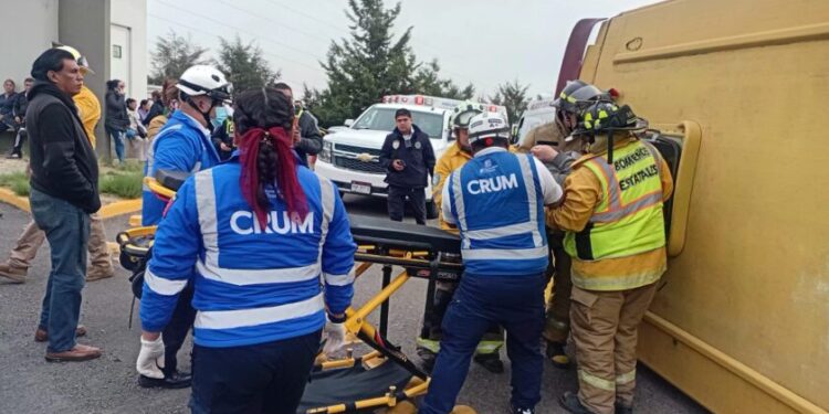 Brinda CRUM atención a lesionados tras accidente de camión en Morelia: SSM