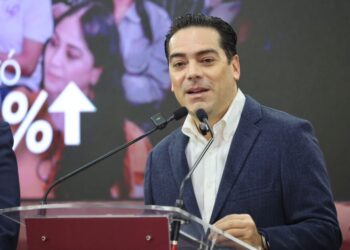 Con rehabilitación de la red carretera estatal, construimos caminos que conectan vidas: Rogelio Zarazúa