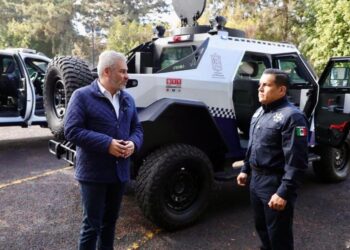 Bedolla refuerza combate al crimen con nuevos vehículos blindado