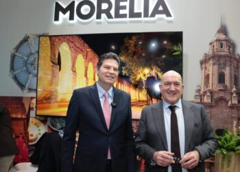 Se reúne Alfonso Martínez con don Jesús Julio Carnero, alcalde de Valladolid