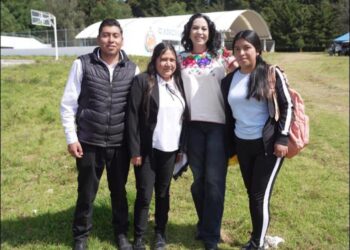 Hoy, último día para registrarse en la Universidad Rosario Castellanos