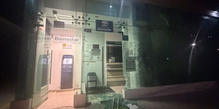 Atacan a balazos sucursal del Banco del Bienestar en Tarímbaro; no hay víctimas