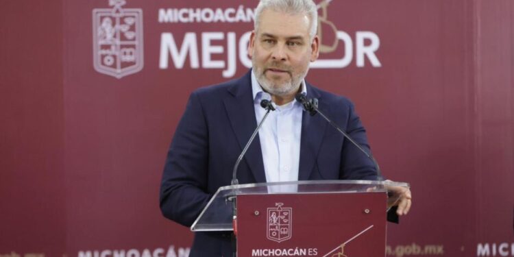 Retirado el 85% de los bloqueos carreteros en Michoacán: Bedolla