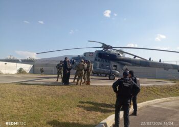 Se suman elementos especializados de Marina y helicóptero artillado al operativo en Jiquilpan