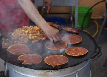 Sefeco Morelia cierra con éxito la 4ta Feria de la Enchilada en Tacícuaro