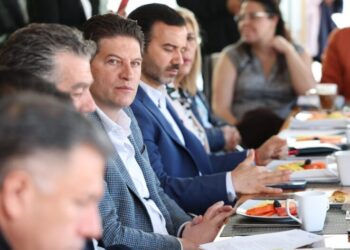 Alfonso Martínez refrenda respaldo al turismo ante Consejo Nacional Empresarial