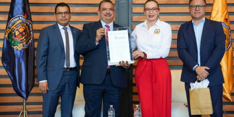 Explican estrategias de seguridad y procuración de justicia ante estudiantes de la UMSNH; Yarabí Ávila pone en marcha jornada nicolaita