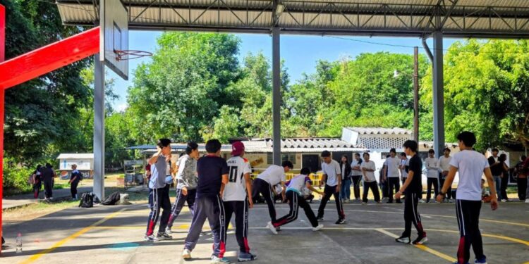 UMSNH vive una gran Jornada Nacional de Tequios en Espacios Deportivos