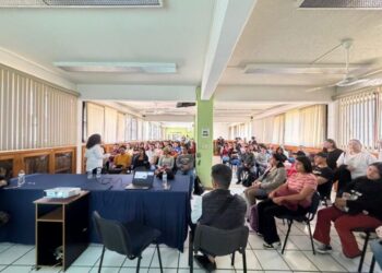 Fortalece FGE Michoacán la prevención de delitos cibernéticos en estudiantes de Morelia