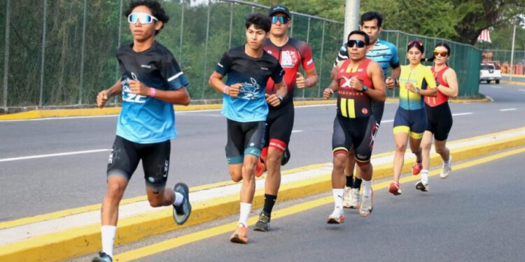 Desde niños hasta atletas experimentados fueron parte del duatlón en Lázaro Cárdenas