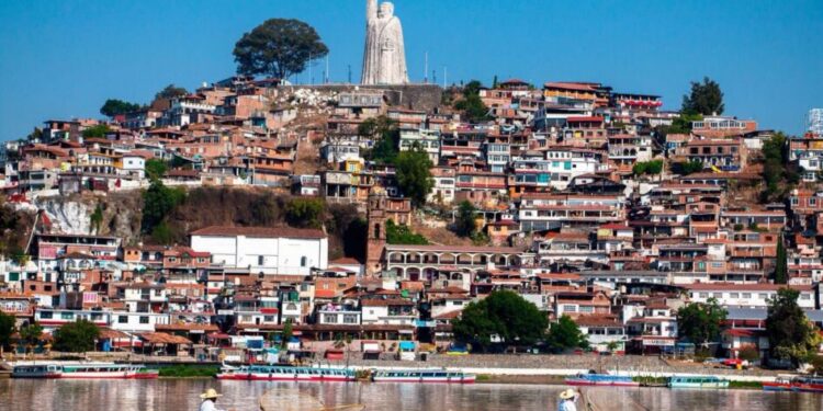 Adolfo Torres supervisa niveles de ríos y drenes ante lluvias en Morelia