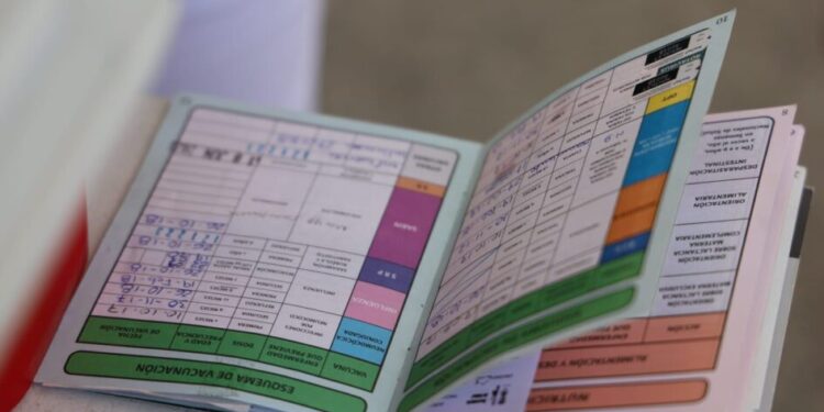 Vacuna contra el sarampión llega directamente a las escuelas; habrá brigada en 18 municipios