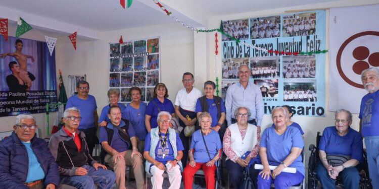 Adolfo Torres lleva a adultos mayores el programa Guardianes del Agua Morelia