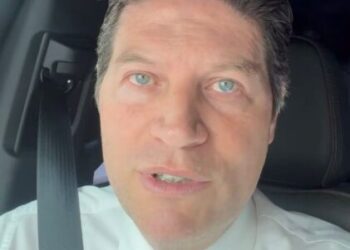 Se reúne Alfonso Martínez con la Presidenta Claudia Sheinbaum