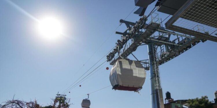 Teleférico de Uruapan permitirá recorrer la ciudad en 27 minutos: Gladyz Butanda