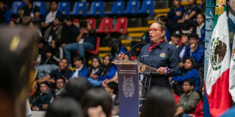 En unión, administración de Yarabí Ávila y Escuelas Incorporadas refrendan lazo de colaboración