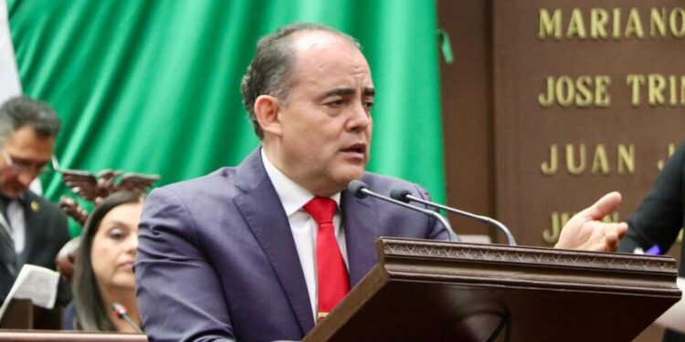 ”Se acabaron los privilegios”: Congreso de Michoacán aprueba por unanimidad tope a pensiones en el sector público