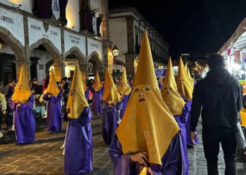 Descubre las procesiones del silencio más emblemáticas de Michoacán