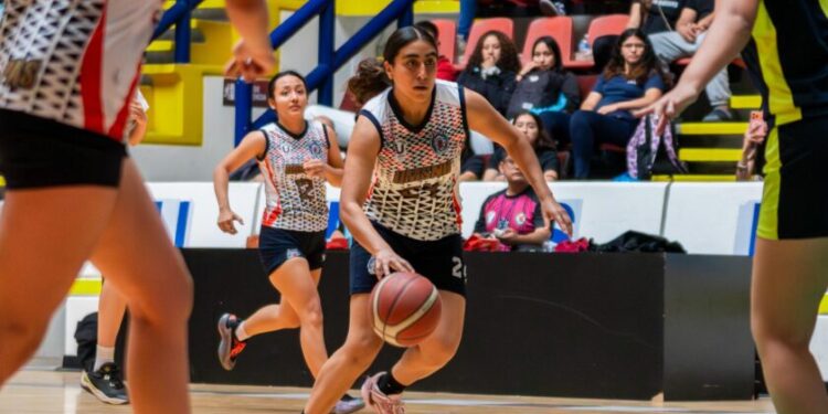 Equipo femenil de básquetbol de la UMSNH cumplió su primer objetivo; pasa a fase regional de Universiada