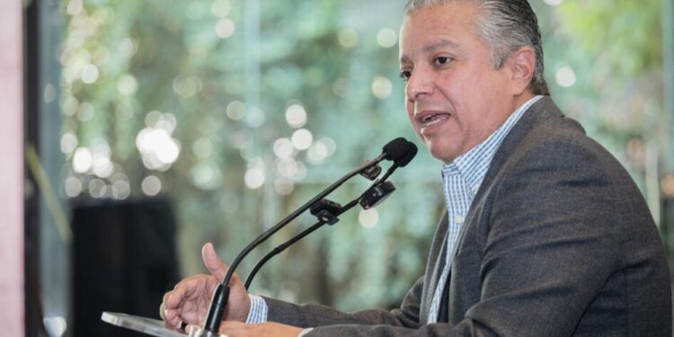 No te dejes engañar, las actas de nacimiento no tienen caducidad: Luis Navarro