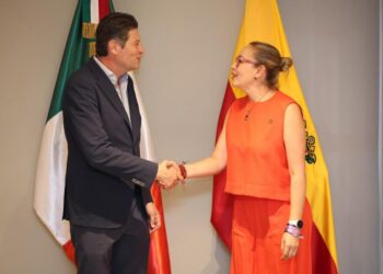 Ofrece Alfonso Martinez ruta a Yarabí Ávila para saldar históricos  adeudos de  UMSNH