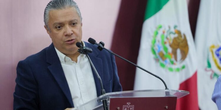 El 30 de abril, último día para pagar refrendo vehicular sin recargos: Luis Navarro