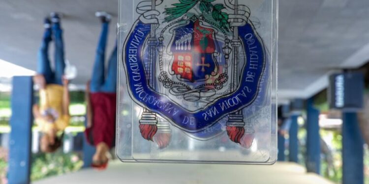 UMSNH alerta sobre diplomas apócrifos de supuestos cursos impartidos por la institución