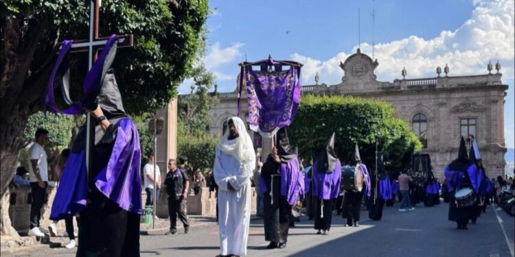 Venir a Michoacán es vivir la calidez de su gente, afirman turistas esta Semana Santa