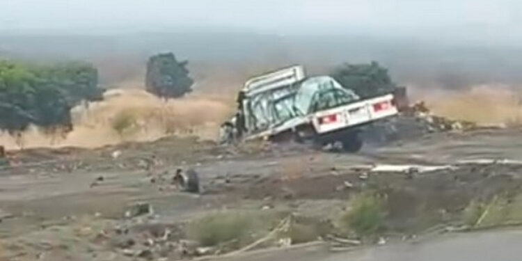 Aparatoso accidente en la autopista Siglo XXI deja saldo de una persona fallecida